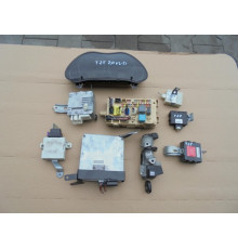Компьютер двигателя TOYOTA AVENSIS T25 1.8 VVT-я