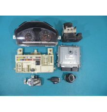 Компьютер комплект для VOLVO S40 II V50 P31303388 2.0 D3
