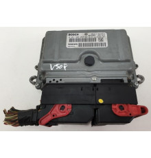 Компьютер двигателя VOLVO V50 S40 C30 2.5 T 30650454