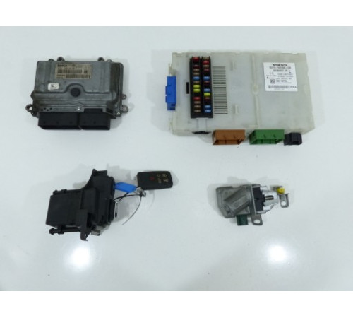 Volvo S80 II компьютер 2.5 T Turbo 20v 0261209108