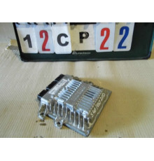 VOLVO V50 2.0 D лифт - 31311071aa компьютер двигателя