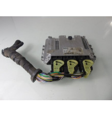 VOLVO V50 1.6 D компьютер драйвер 0281016590 S40