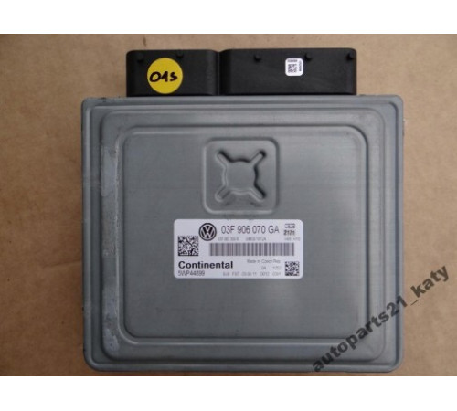 Компьютер двигателя 03F906070GA VW Golf 1.2 TSI CBZB