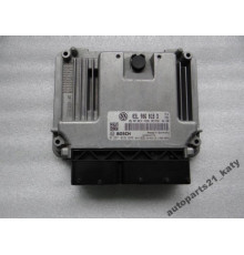 Компьютер двигателя 03L906018D VW TOUARN 2.0 TDI CFJA