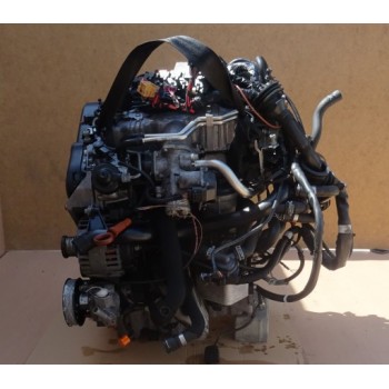 AUDI A4 A5 8K0 двигатель в сборе 2.0 TDI CAG