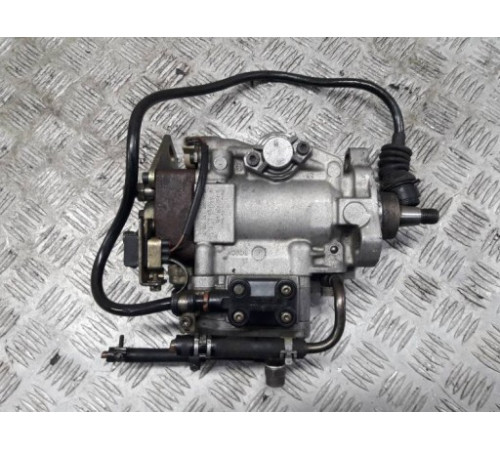 Топливный насос AUDI 80 B4 1.9 TDI 028130109J