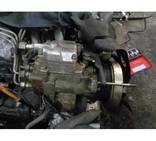 Топливный насос AUDI A6 C4 2.5 TDI 046130108G