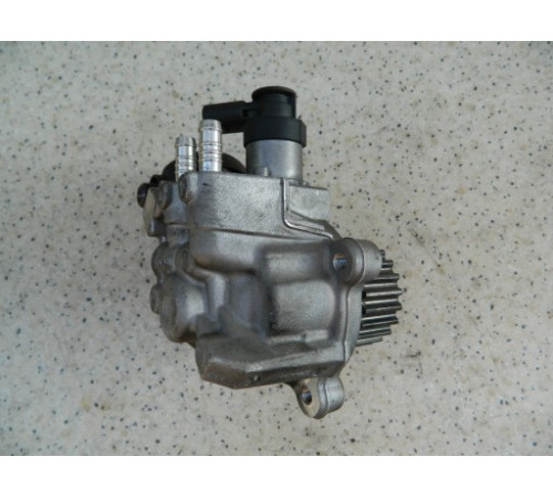 ТОПЛИВНЫЙ НАСОС 04L130755D 0445010537 VW SEAT AUDI