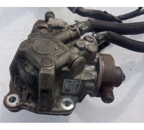 Топливный насос AUDI A6 Q5 3.0 TDI CVU 059130755CC