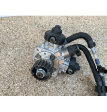 Топливный насос BOSCH 057130755S AUDI VW 4.2 TDI