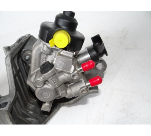 ТОПЛИВНЫЙ НАСОС VW AUDI 2.0 TDI 04L130755D