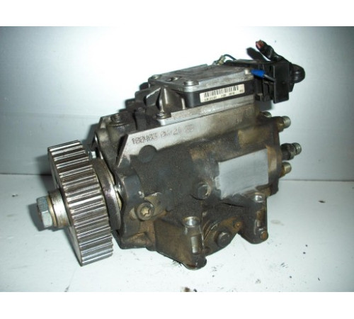 Топливный насос AUDI VW BOSCH 2.5 V6 TDI 011
