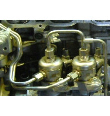 BMW F80 F82 F83 топливный насос ТНВД 7847204