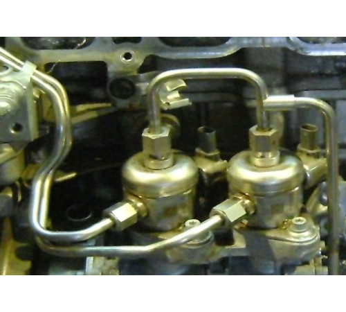 BMW F80 F82 F83 топливный насос ТНВД 7847204