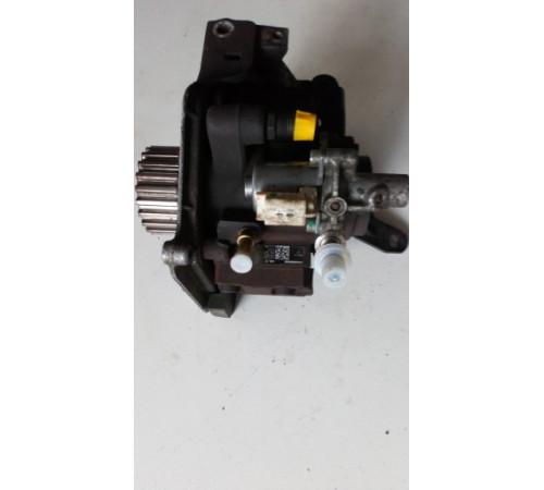 Топливный насос Peugeot Citroen 1.6 HDI 9676289780