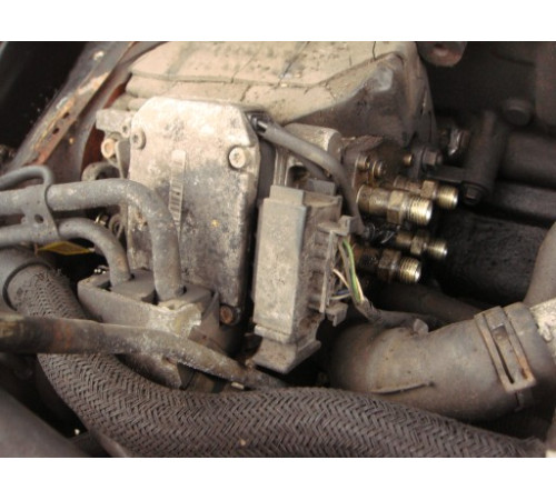 ТОПЛИВНЫЙ НАСОС FORD MONDEO MK3 2,0 TDDI 116KMBOSCH