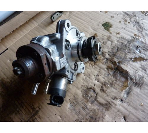ТОПЛИВНЫЙ НАСОС IVECO DAIL 3,0 445010512 504342423