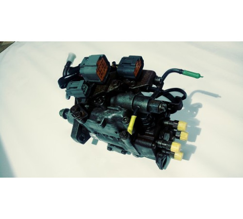 Топливный насос RANGER MAZDA B2500 WLE7 1047000550