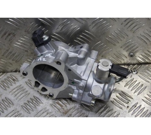 MAZDA 2 2015 топливный насос sm296100-0020