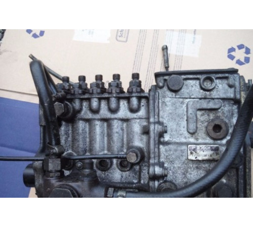 Топливный насос BOSCH MERCEDES W126 3,0 D