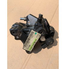 Топливный насос Mercedes X166 A6420701201 GL 3.0