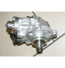 MERCEDES W213 топливный насос BOSCH A6540700001