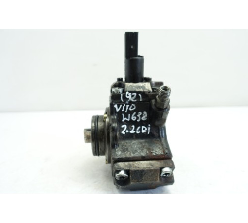 Mercedes W638 2.2 CDI ТНВД насос A6110700601