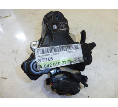 Топливный насос Mercedes ML166 A6420102308