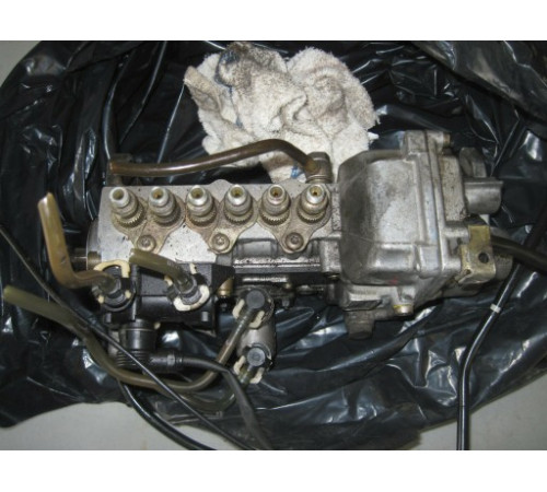Топливный насос MERCEDES W210 3.0 D A6060700501