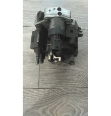 Топливный насос 2,2 dci Renault, Opel 8200041766