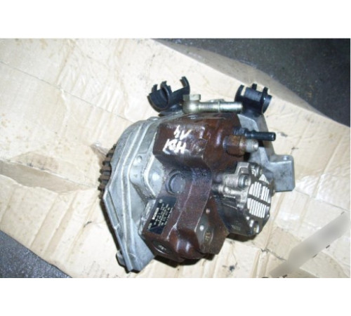 Топливный насос BOSCH 1.4 HDi