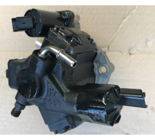 Топливный насос Peugeot 407 607 807 C5 C8 2.0 HDI