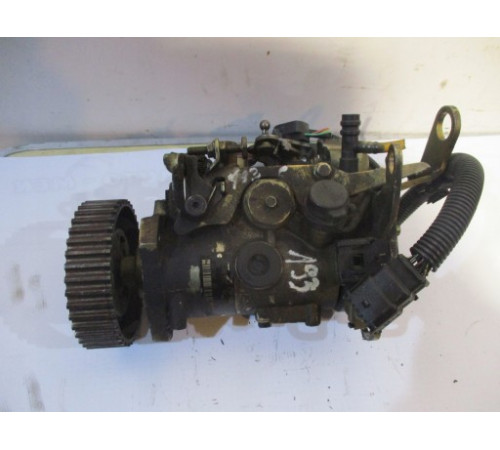 Топливный насос R8448b193c Renault Clio II 1.9 D