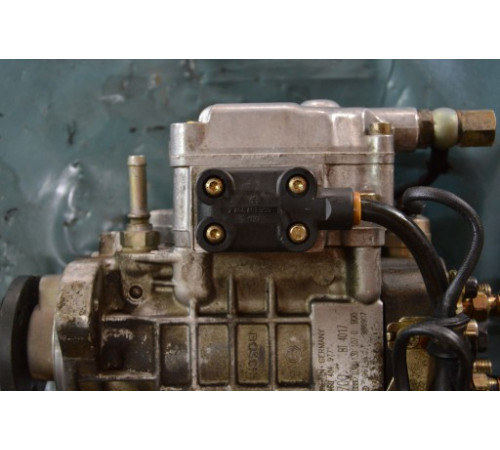 Топливный насос VW Seat 1.9 TDI 038130107d