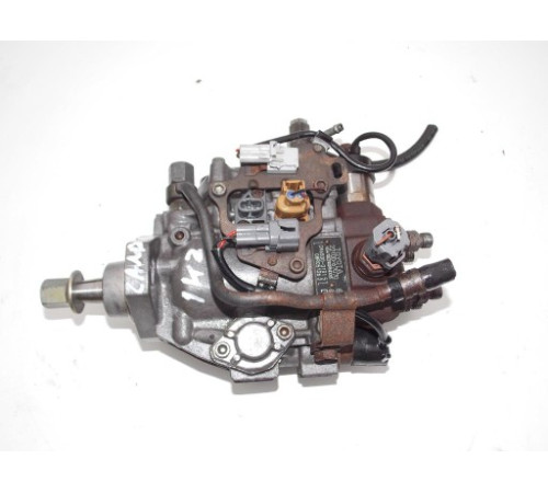 ТОПЛИВНЫЙ НАСОС LAND CRUISER III 3.0 22100-67070