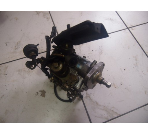Топливный насос RENAULT VOLVO S60 1.9 DT R8444B850A
