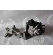 ТОПЛИВНЫЙ НАСОС VW 2.0 TDI 03N130755A 04L903143B