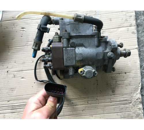 ТОПЛИВНЫЙ НАСОС BOSCH VW LT 2.5 TDI 10 PIN