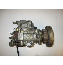 Топливный насос VW T4 2.5 TDI 074130107N