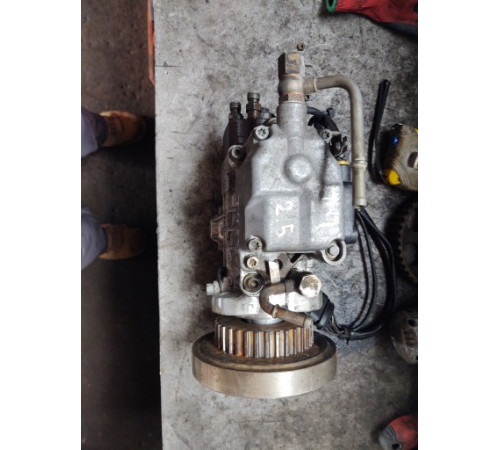 Топливный насос VW T4 LT 2.5 TDI 0460415983