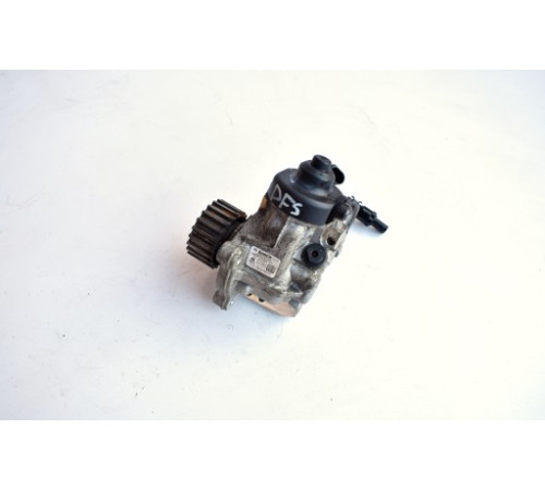 ТОПЛИВНЫЙ НАСОС VW CADDY IV 2.0 TDI 0445010538