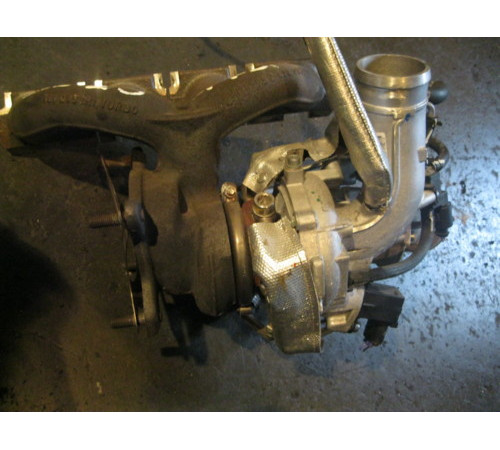 Турбокомпрессор турбина VW audi skoda 06k145702C