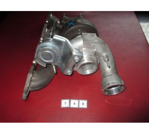 PORSCHE 4.8 ТУРБИНА ТУРБОКОМПРЕССОР 49389-01500